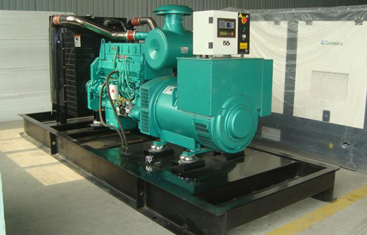 偏关1320kw康明斯柴油发电车出租